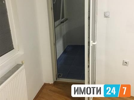 SE IZDAVA TOP STANCE MAVROVKA 43 M2