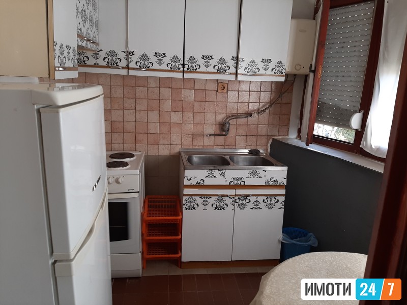 Изнајмувам гарсоњера 