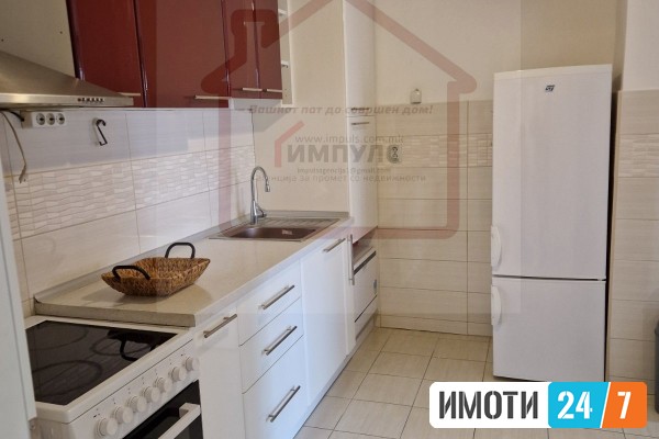 УДОБЕН ТРОСОБЕН СТАН СО ЛОКАЦИЈА ВО ЦЕНТАР