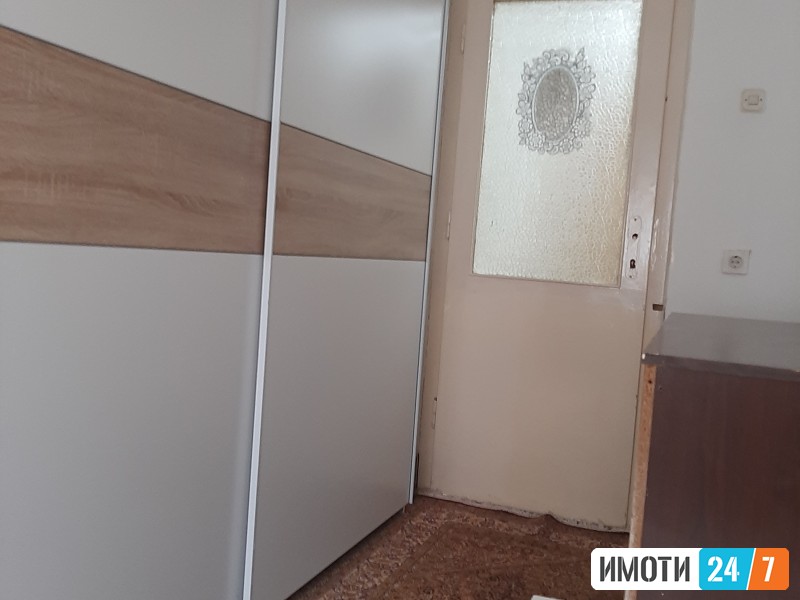 Изнајмувам стан
