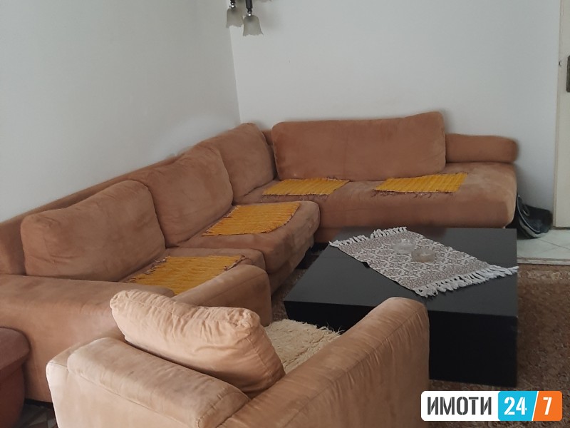 Изнајмувам стан