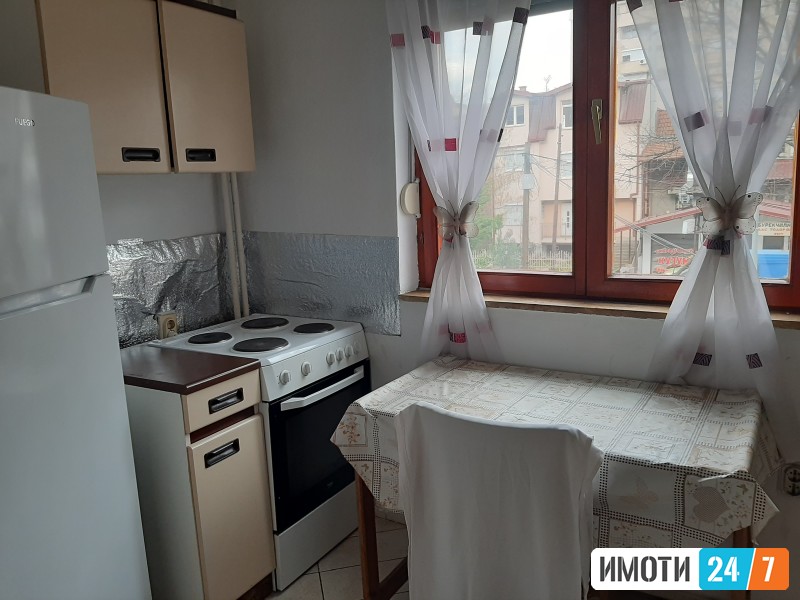 Изнајмувам стан