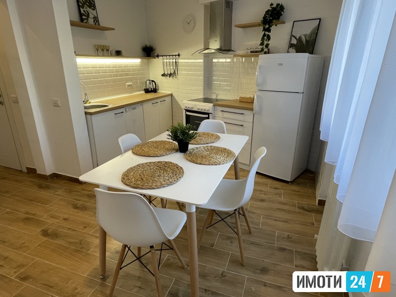 Se prodava stan vo Centar 51 m2