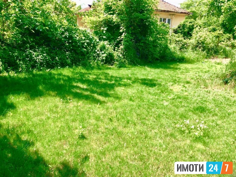 PRODAZBA PLAC DOLNO LISICE SO KUKA