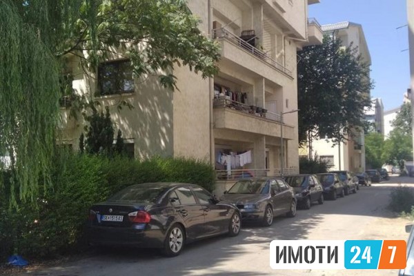 Се продава стан 75м2 Автокоманда