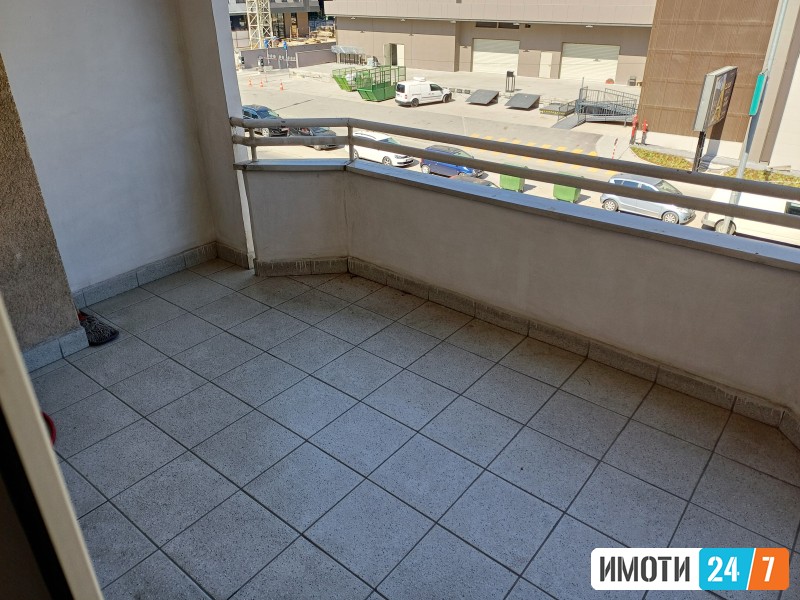 Се Издава