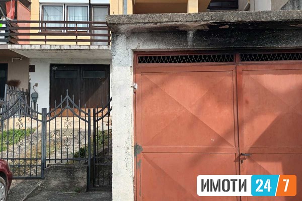 Се продава барака со доградба Радишани