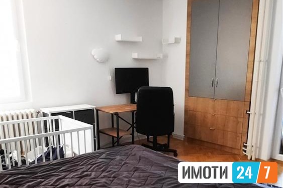 Се продава стан 77м2 центар