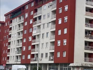 Prodavam 2 soben stan vo gjirce petrov