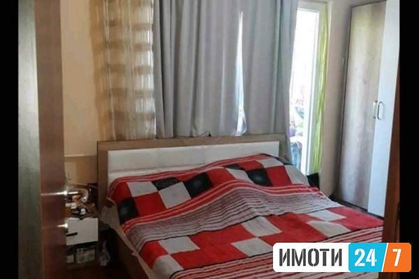 Продавам
