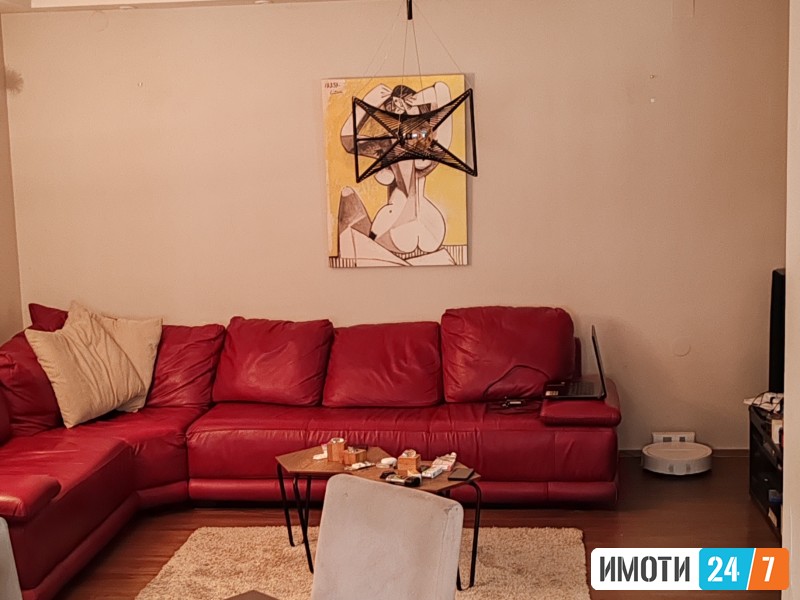 Продавам