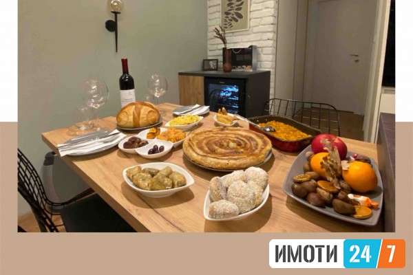 СЕ ПРОДАВА КУЌА ВО НАСЕЛБА ЛИСИЧЕ 