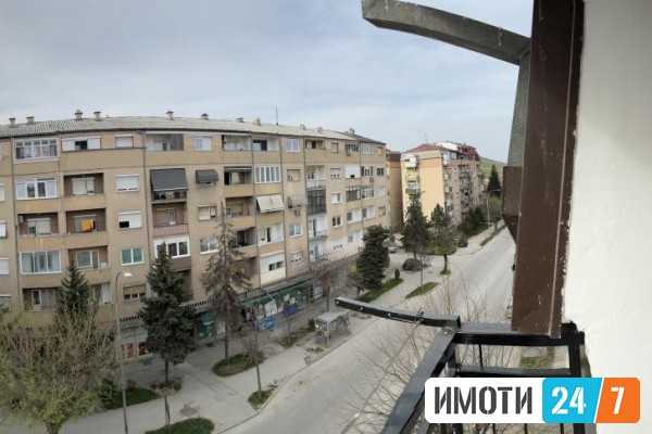 Prodavam 4 so en stan vo bitola