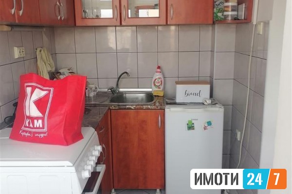 СЕ ИЗДАВА СТАН ВО КИСЕЛА ВОДА 