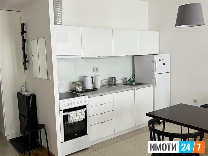 СЕ ПРОДАВА СТАН НА РУЗВЕЛТОВА 