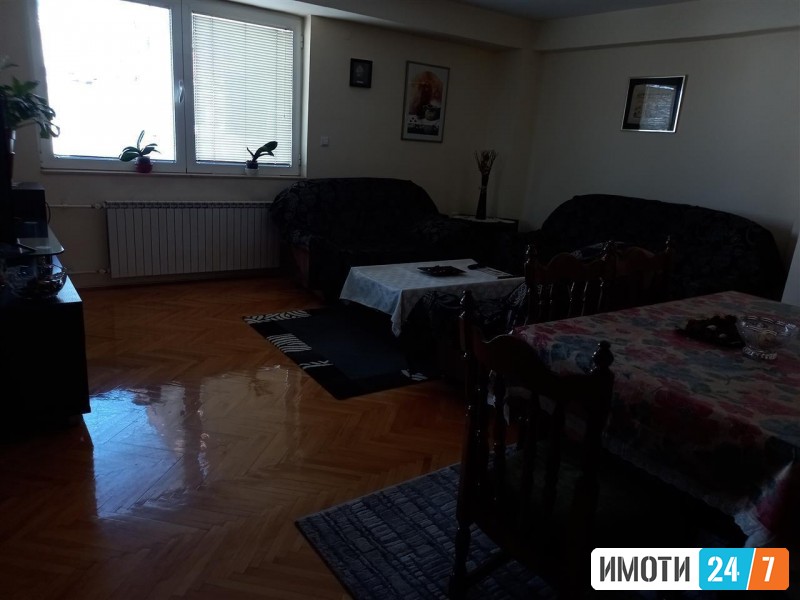 СЕ ПРОДАВА СТАН ВО КАРПОШ 1