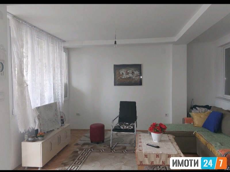 Prodavam stan vo Cair 66m3