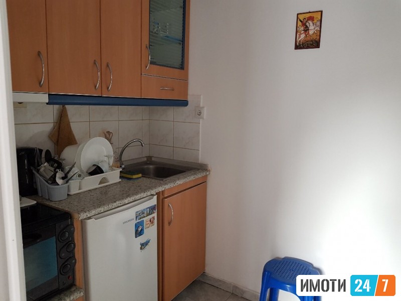СЕ ПРОДАВА ГАРСОЊЕРА ВО КАСАНДРА ХАЛКИДИКИ