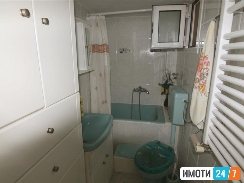 СЕ ПРОДАВА СТАН ВО СОЛУН