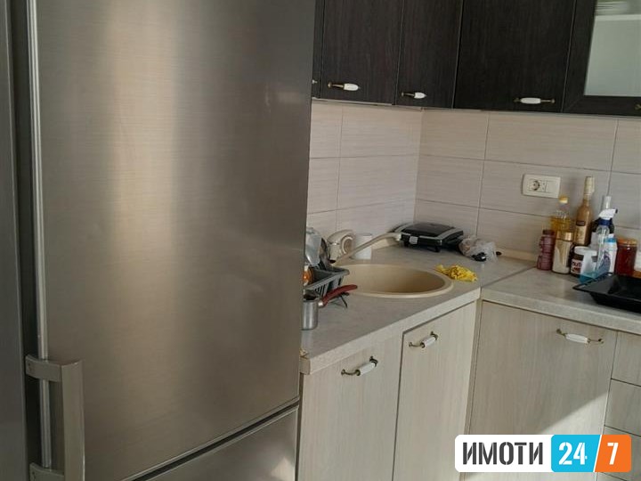 СЕ ИЗДАВА НОВ СТАН ВО ВЛАЕ 