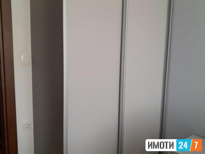 СЕ ИЗДАВА НОВ СТАН ВО ВЛАЕ 
