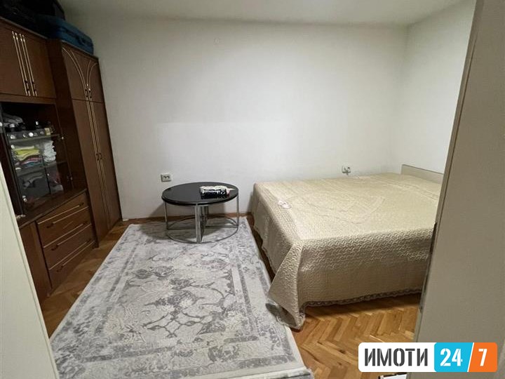 СЕ ПРОДАВА СТАН ВО ЧАИР 