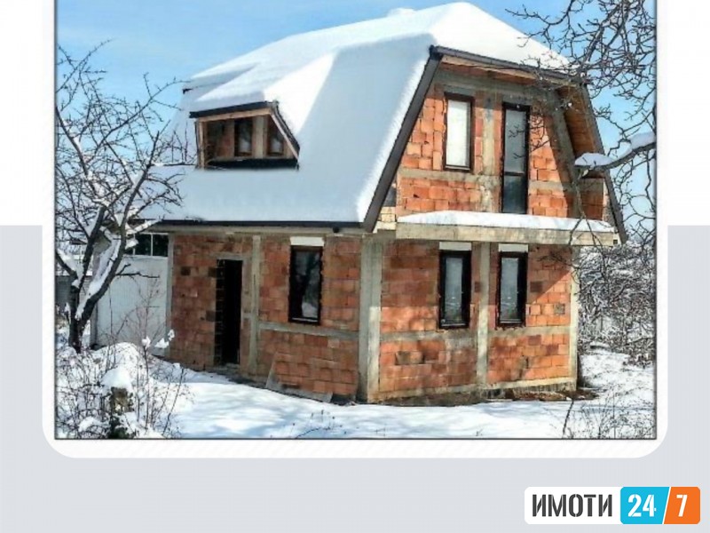 СЕ ПРОДАВА НОВА КУЌА ВО СОПИШТЕ