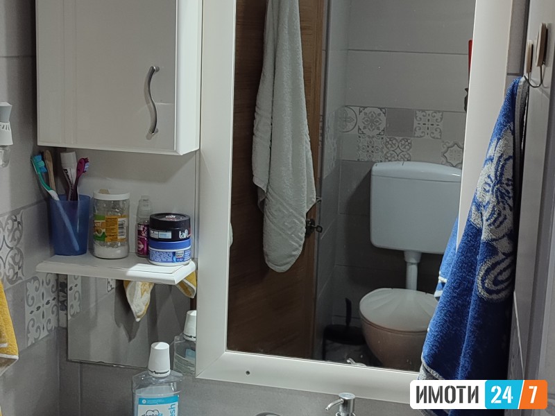 Prodavam nov stan kompletno opremen