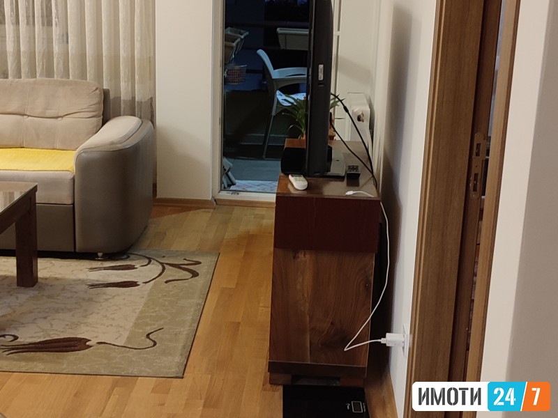 Prodavam nov stan kompletno opremen