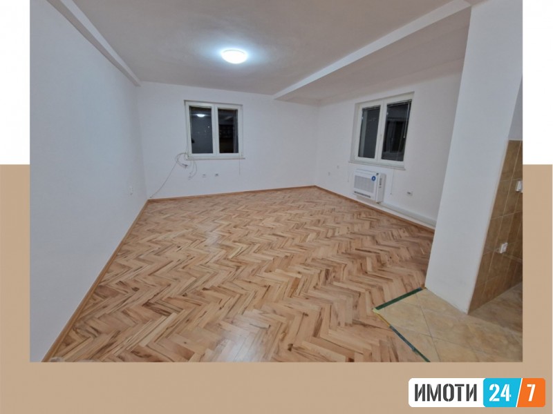СЕ ИЗДАВААТ СТАНОВИ ВО ЦЕНТАР 