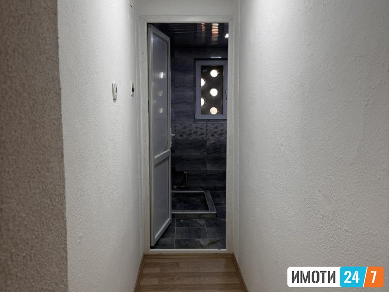 Prodavam 4 soben stan vo Vitola