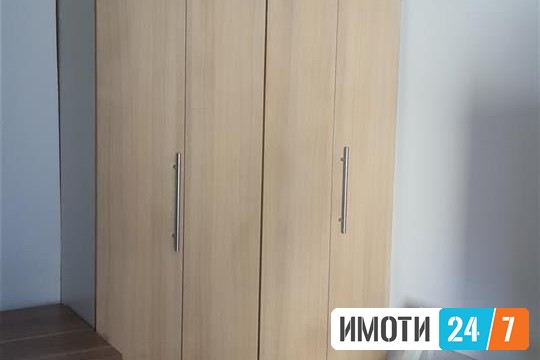 СЕ ИЗДАВА ГАРСОЊЕРА ВО ЦЕНТАР 