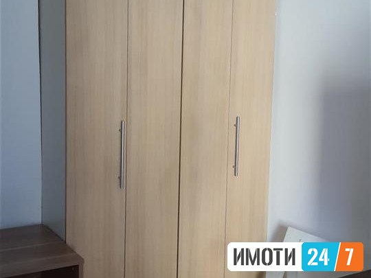 СЕ ИЗДАВА ГАРСОЊЕРА ВО ЦЕНТАР 
