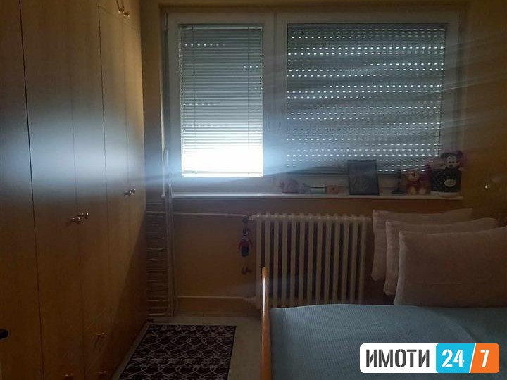 СЕ ПРОДАВА СТАН ВО СТРОГ ЦЕНТАР 