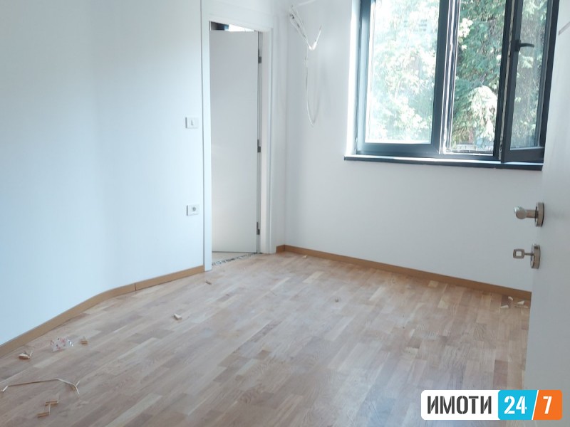 Се продава стан на одлична локација на Водно - 98m2