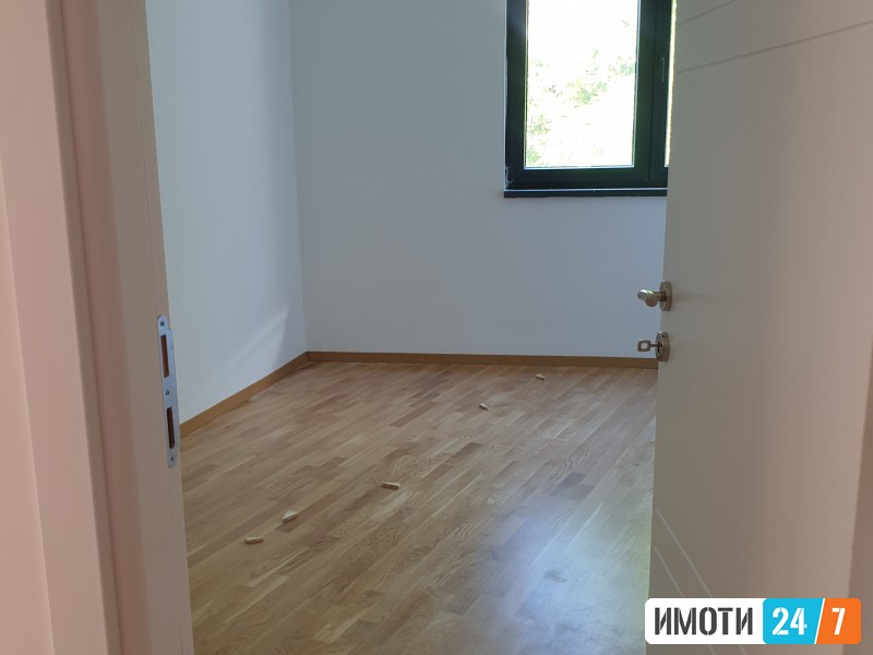 Се продава стан на одлична локација на Водно - 98m2