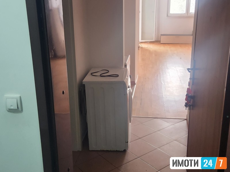 Prodavam w soben stan vo gjorce petrov