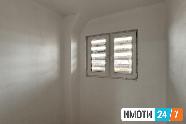 Prodavam 4 soben stan vo Bitola