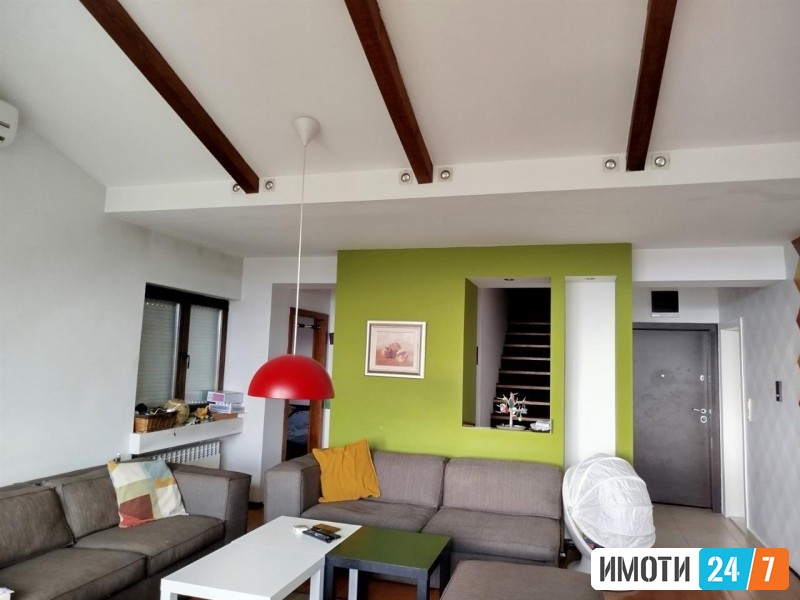 СЕ ПРОДАВА ДУПЛЕКС ВО ЖЕЛЕЗАРА