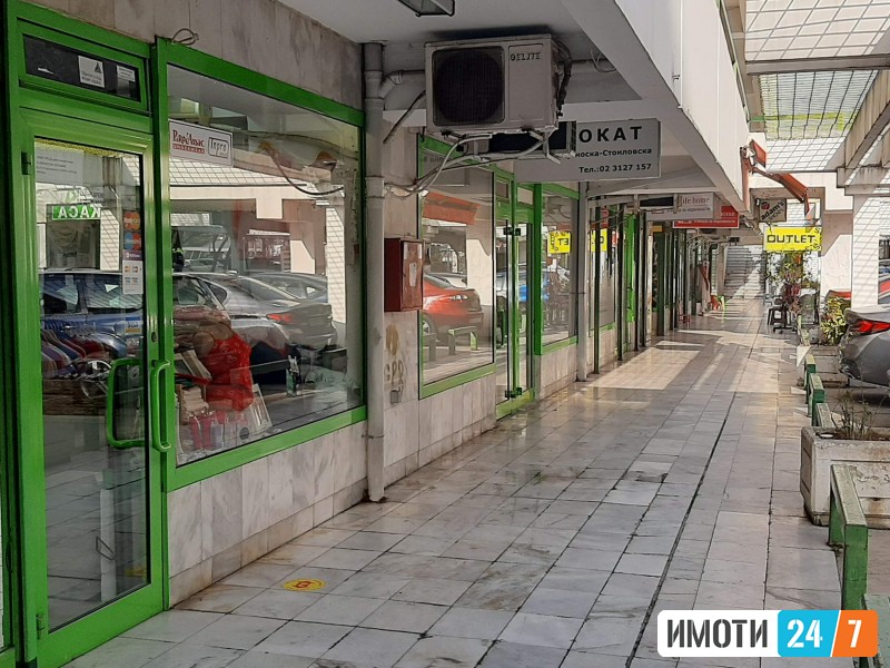 Дучан во ТЦ Беверли Хилс ниско приземје