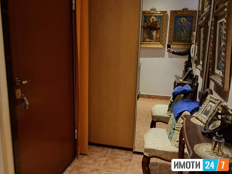 СЕ ПРОДАВА СТАН ВО ОСТРОВО