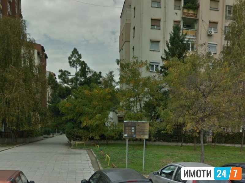 TROSOBEN STAN VO AERODROM POZADI VERO