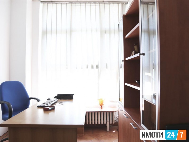 СЕ ИЗДАВА ДЕЛОВЕН ПРОСТОР КАЈ СКОПЈАНКА 
