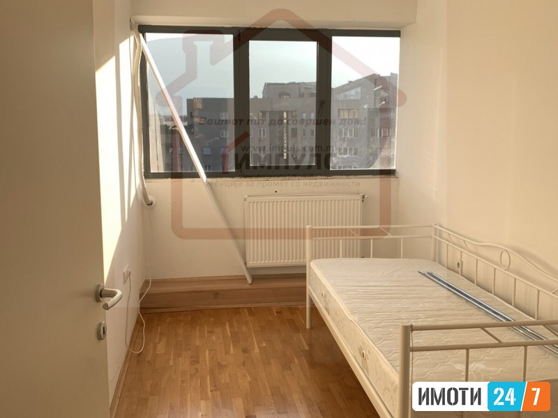 ТРОСОБЕН СТАН НА АТРАКТИВНА ЛОКАЦИЈА-ДЕБАР МААЛО