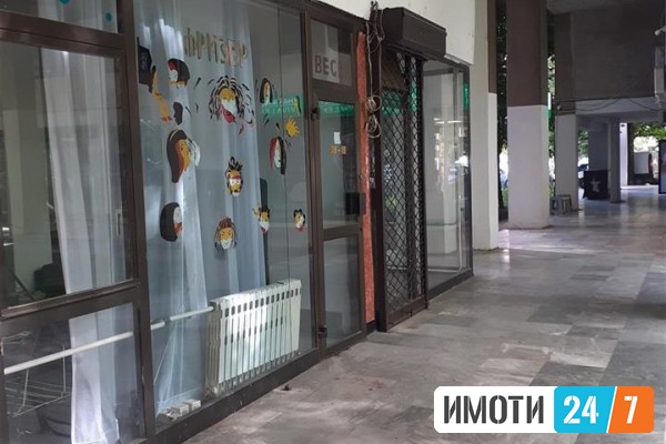 СЕ ПРОДАВА ДУЌАН ВО КАПИШТЕЦ 