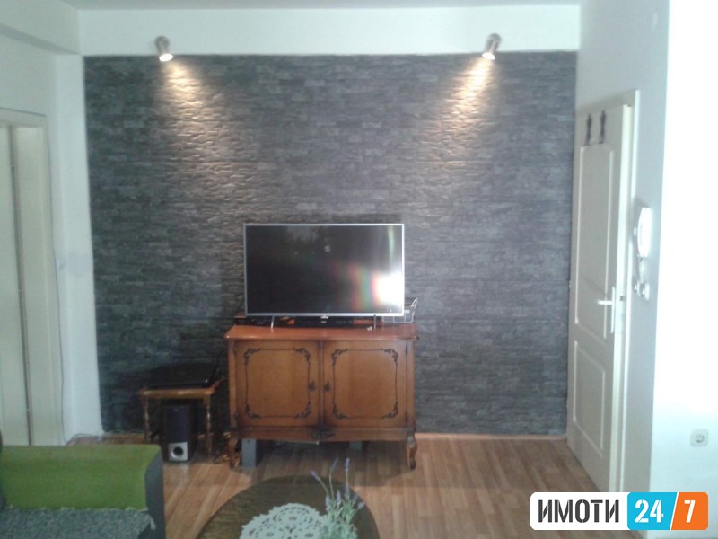 STAN 137m2 VO CENTAR BIT PAZAR