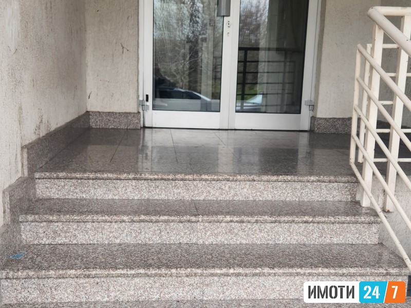 Proda am 2 so en stan vo gjorce petrov