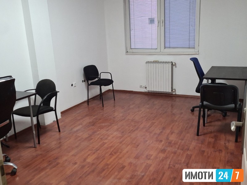 ПРАЗЕН ТРОСОБЕН СТАН СО ЛОКАЦИЈА ВО ЦЕНТАРКАЈ КАТОЛИЧКА ЦРКВА