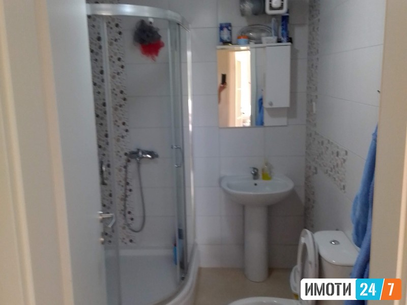 се продава стан 63m2