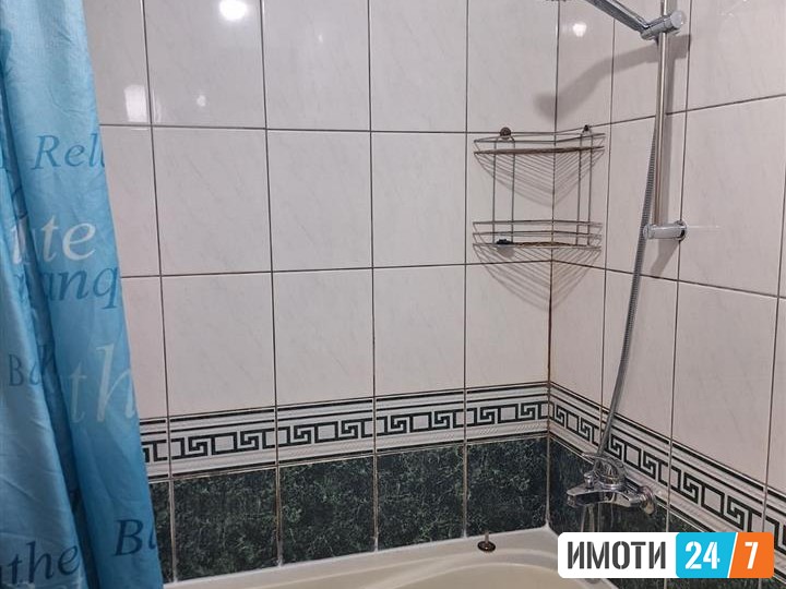 СЕ ЗИДАВА СТАН ВО ДЕБАР МААЛО 